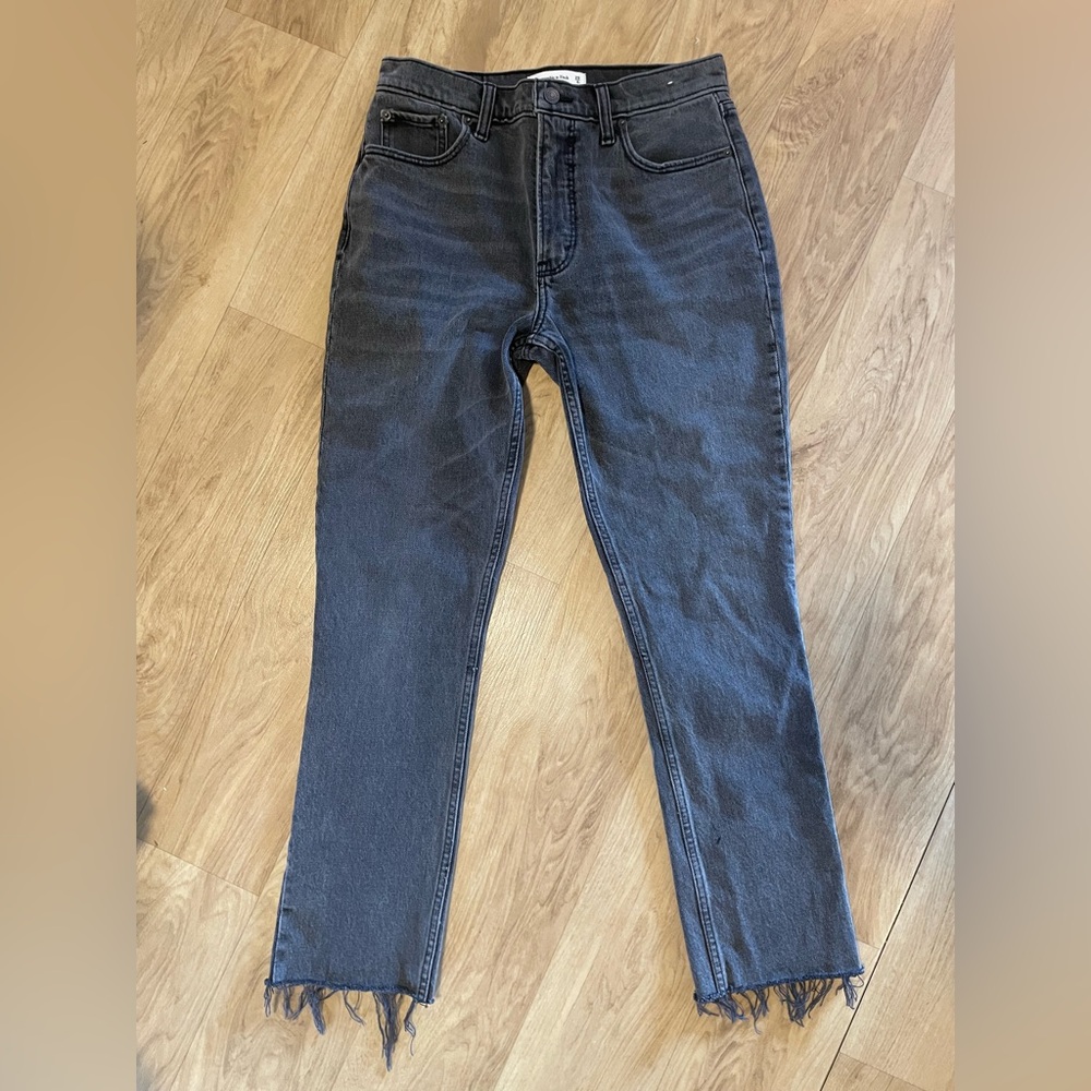 Abercrombie and Fitch 90’s High Rise